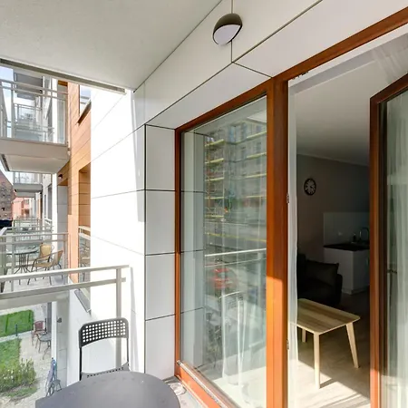 Dom & House - Nowa Motlawa 格但斯克
