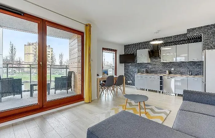 Dom & House - Nowa Motlawa غدانسك